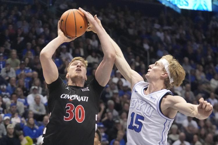 Bearcats knock off 12th ranked BYU, 71-60