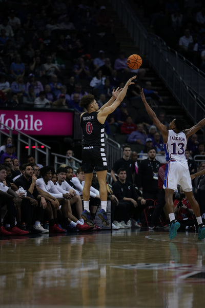 Marching on: Skillings' 25 points leads Bearcats to 72-52 win over Kansas