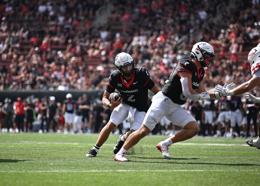 Cincinnati shuts out Houston, 34-0