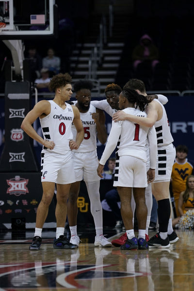 Big 12 Tournament: Cincinnati v Kansas Preview