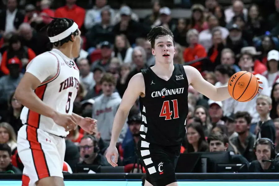 Lukosius' big shot lifts Cincinnati past Texas Tech, 75-72